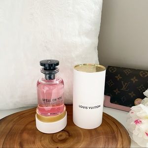 Louis Vuitton SPELL ON YOU sample
